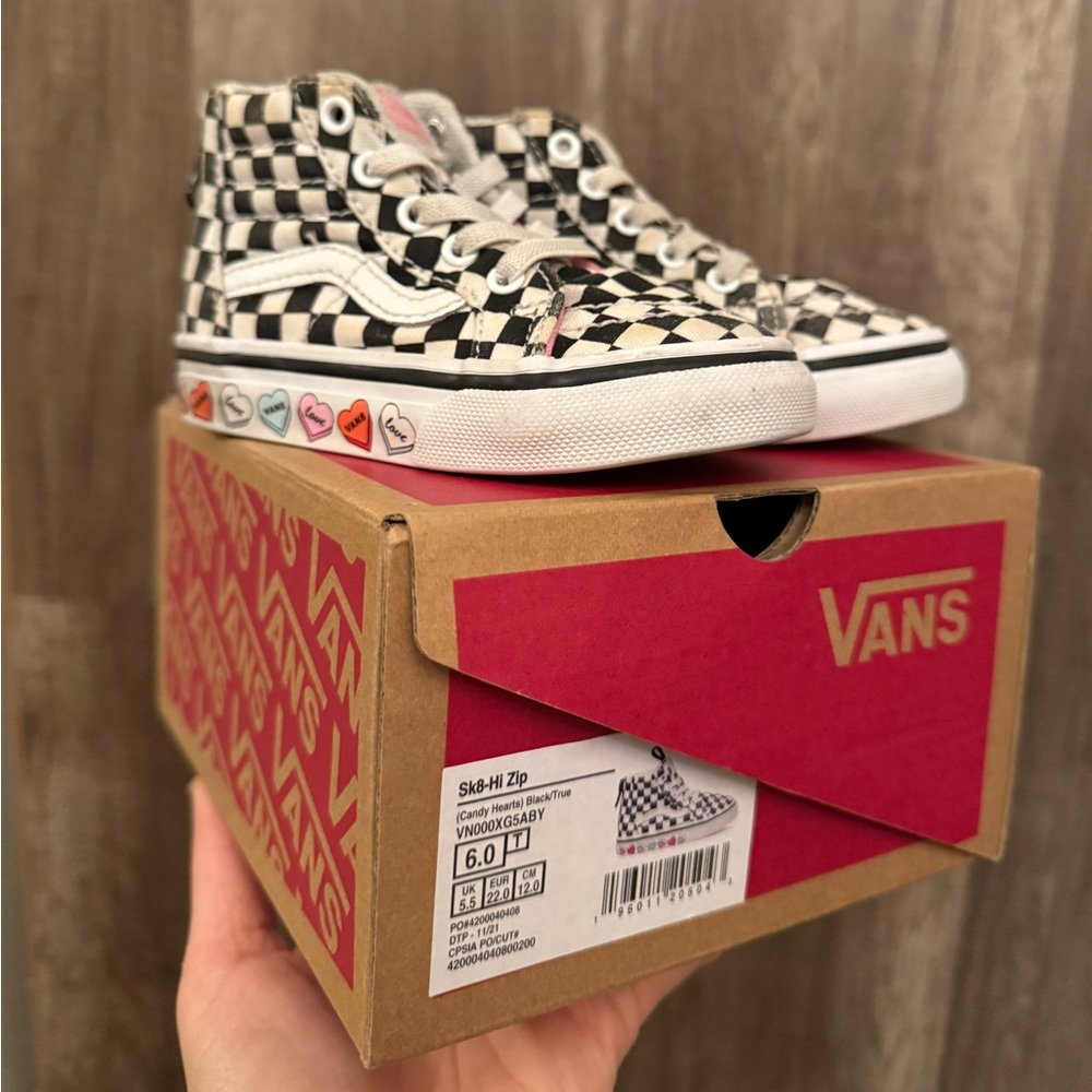 Vans Candy Hearts SK8-Hi Zip Shoes Toddler size 6
